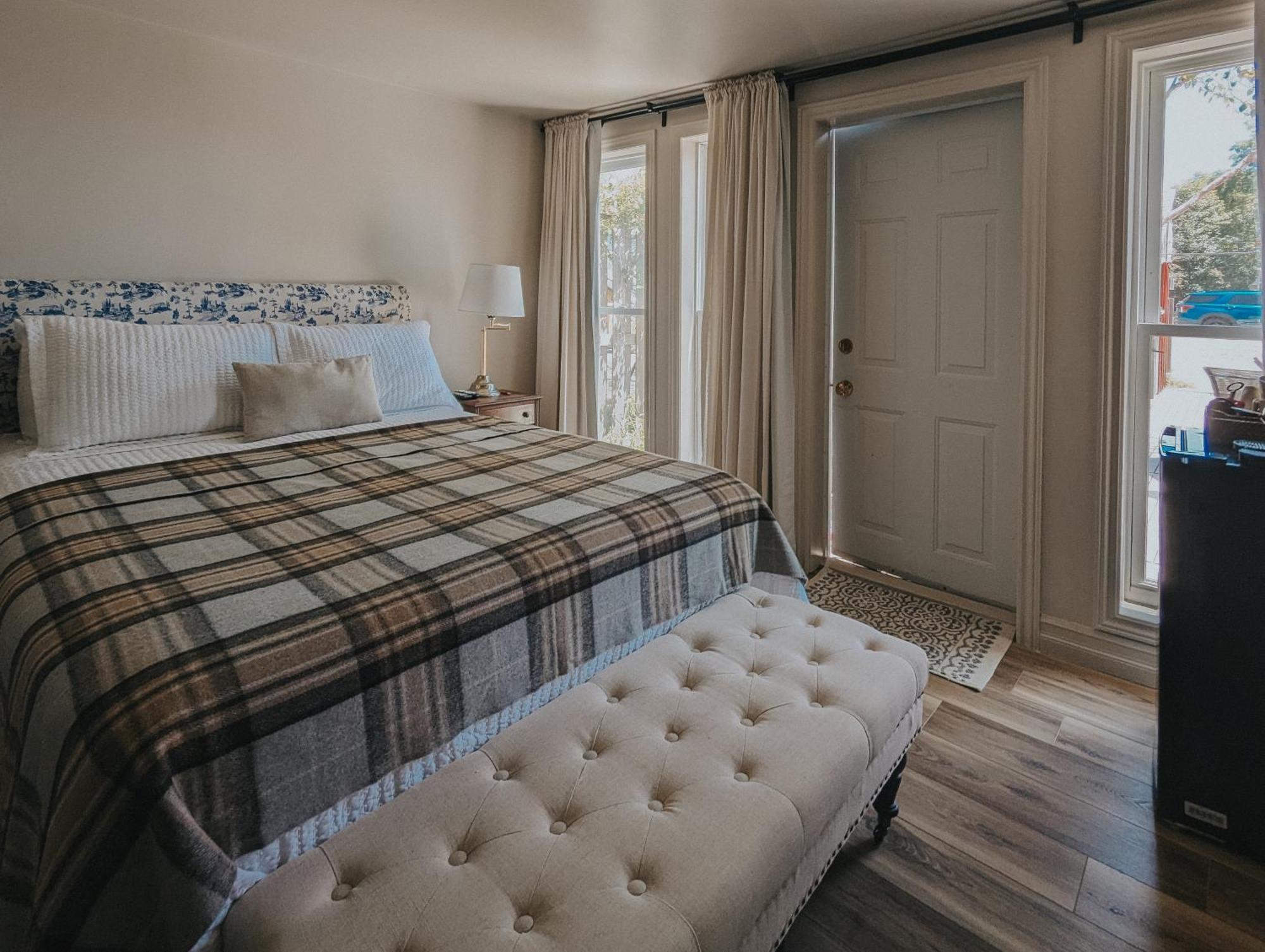 The Cooper'S Inn Shelburne Eksteriør bilde
